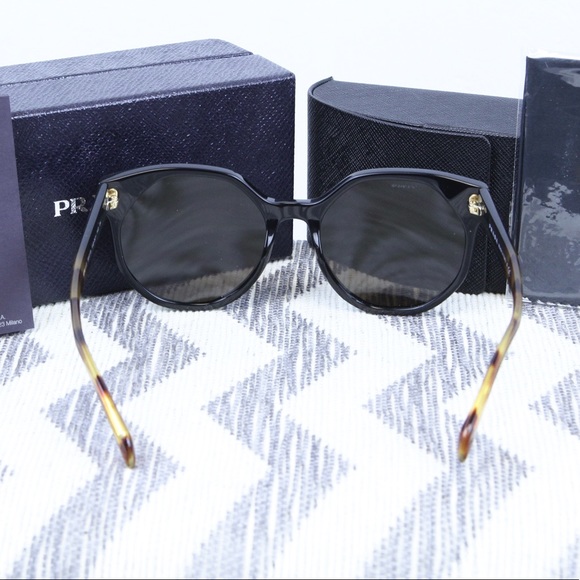 NWT Womens PRADA Fashion Sunglasses 0PR11TS Brown - Picture 3 of 7